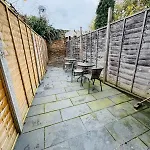 10 Min From Stratford Shopping Centre, Garden!