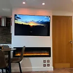 E15Stratford 3Bed 2Bath Plus Parking