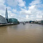 Luxury 2 Bedroom 2 Bathroom Apartment - Prime Location In Tower Bridge London Bridge