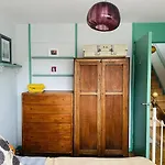 Stylish 3 Bed House With Parking In Bermondsey, Se1