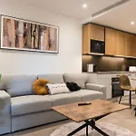 Luxury Flat Next Tower Bridge 3