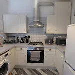 1 Bed Apartment In Se23