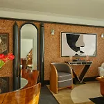 Sea Containers London