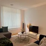 Old Street Luxe Zone One Stay