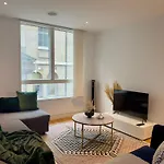Old Street Luxe Zone One Stay