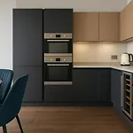 Bright & Modern Flat With Great Transport In Woolwich