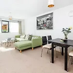 Fantastic 1 Bed Flat Stratford