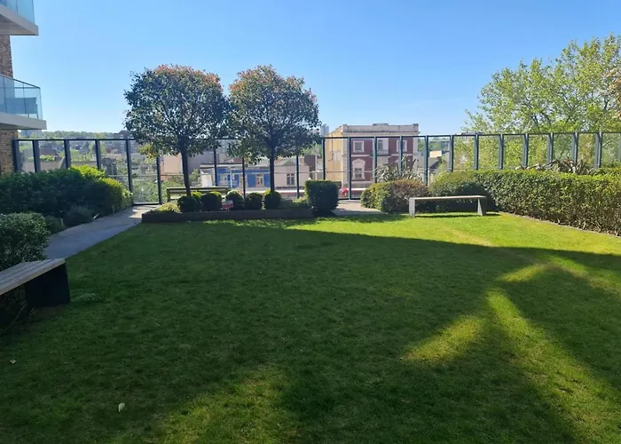 Beautiful 2-Bed Flat