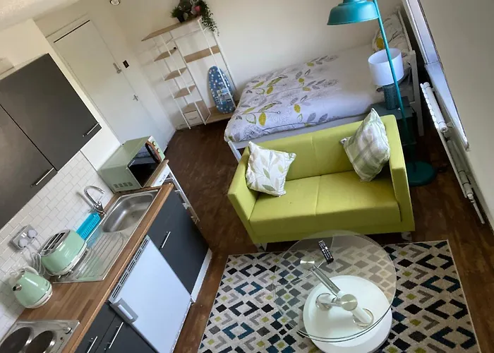 Accommodation Hub Studio 1