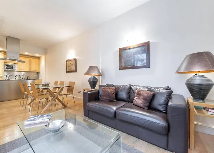 Luxurious Serviced Apt Next To The City Of London And Tower Bridge