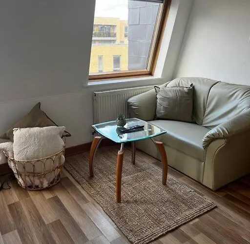 Quirky Studio Flat Selfcontained