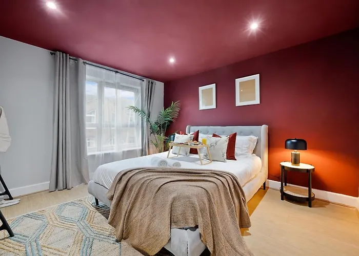 Canary Wharf Apartment