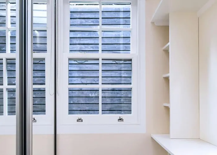 Stylish London Bridge Apartment