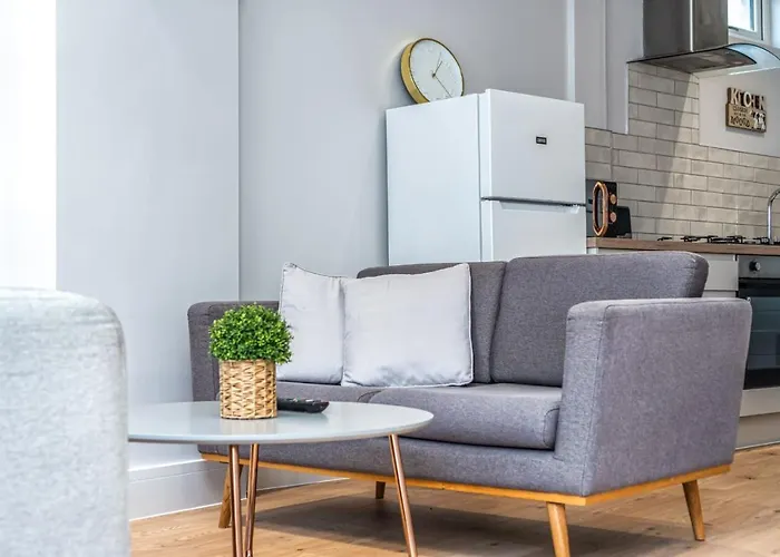 Modern Apartment In East London