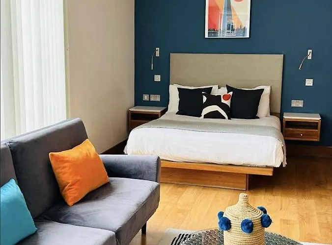 Flat With Balcony - Tower Hill - City Centre By Prime London Stays N-17