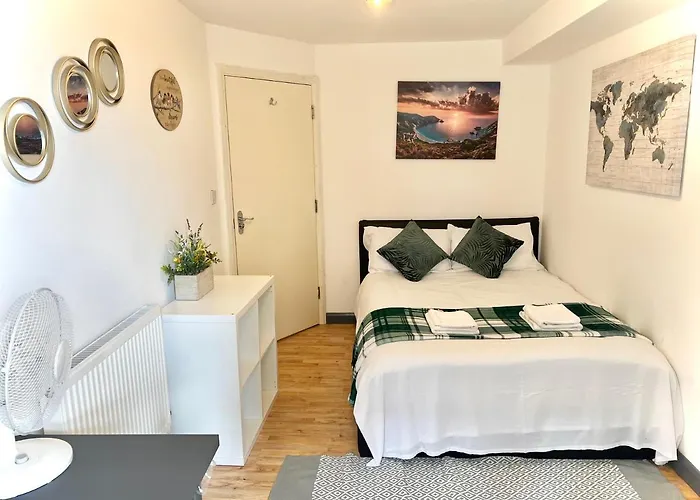 White Chapel Holiday 2 Bedroom Apartment