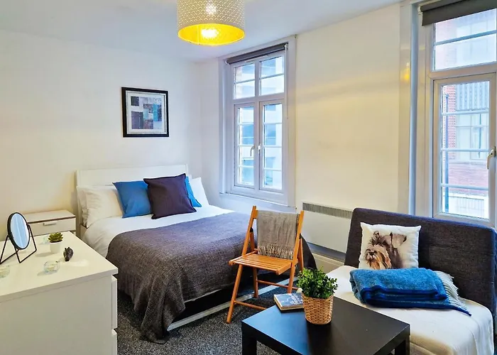 Private Room Near Tower Of London