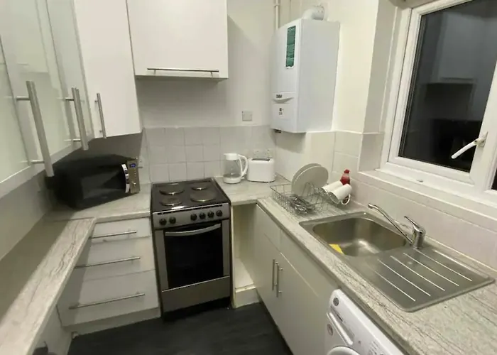 Double And Single Bedrooms In London Flat