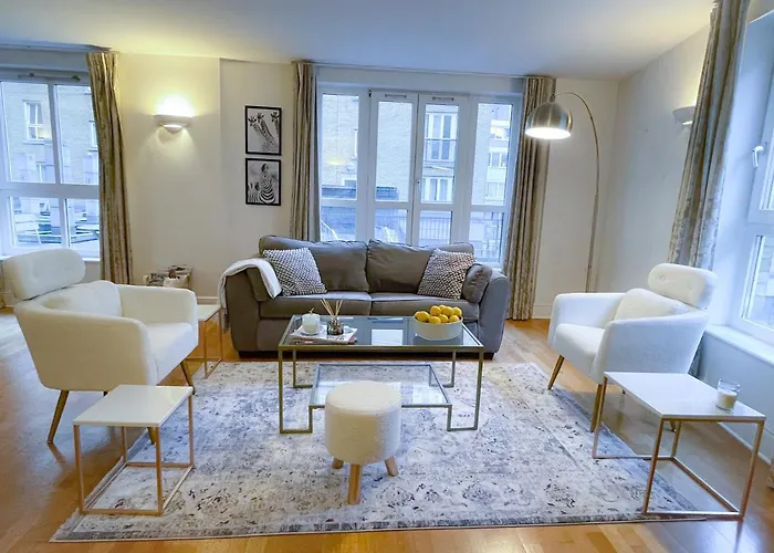 Luxury 2 Bedroom Apartment In Central London At Affordable Rates