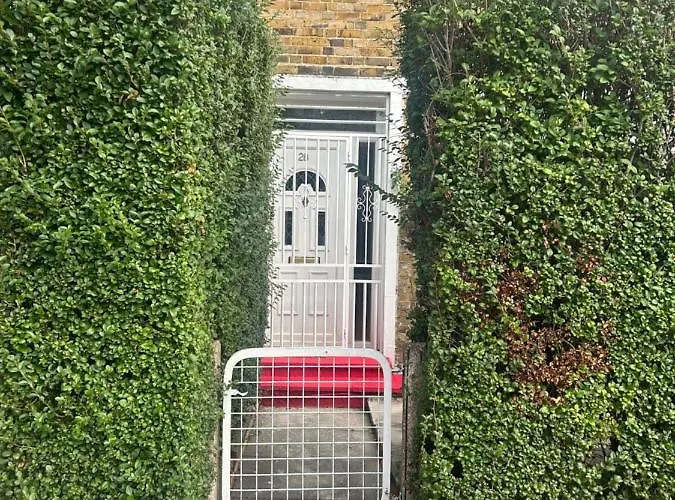 Spacious Bright Double Room