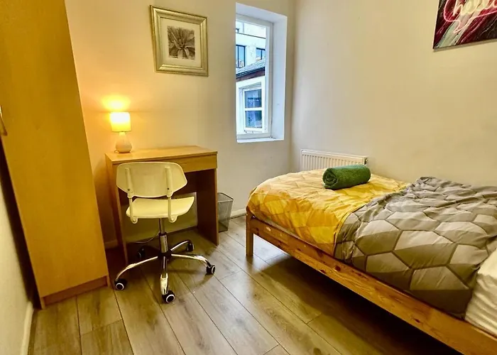 Bethnal Green Rooms R5