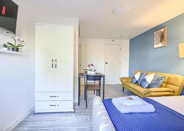 Hackney Central Deluxe Apartment