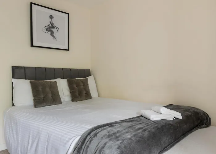 Canada Water Entire One-Bedroom Apartment
