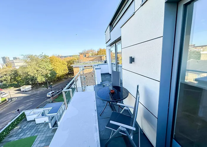 Contemporary Apartments With Private Terraces In Shoreditch, Hoxton, Islington