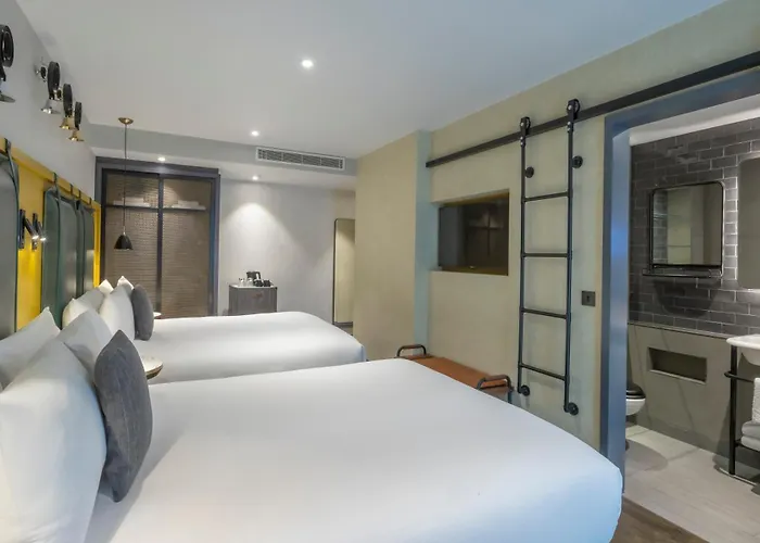 Clayton Hotel City Of London