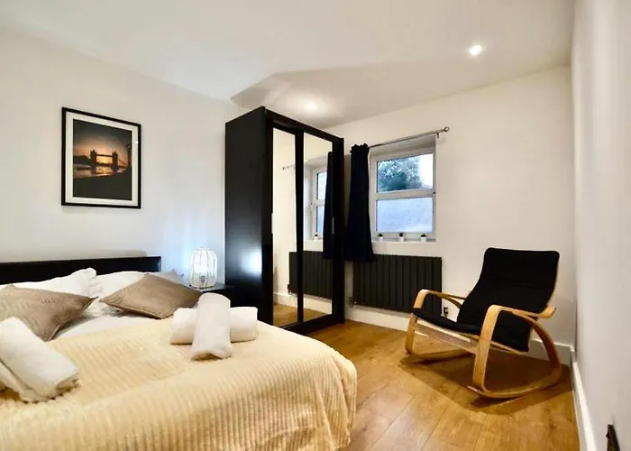 Stylish 2 Bedrooms Flat In Tower Bridge