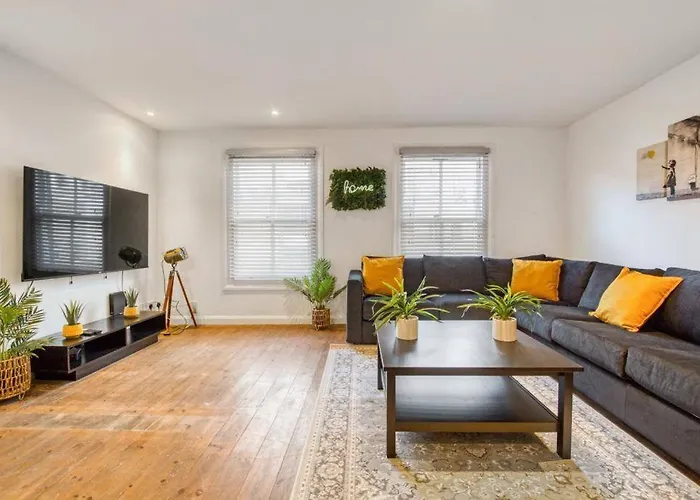 Apartment In Shoreditch/ Old St