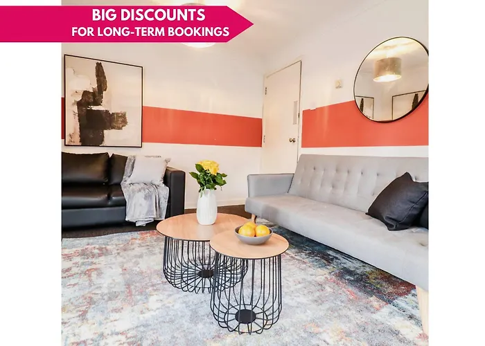 Modern 2Br Flat In Bentley House