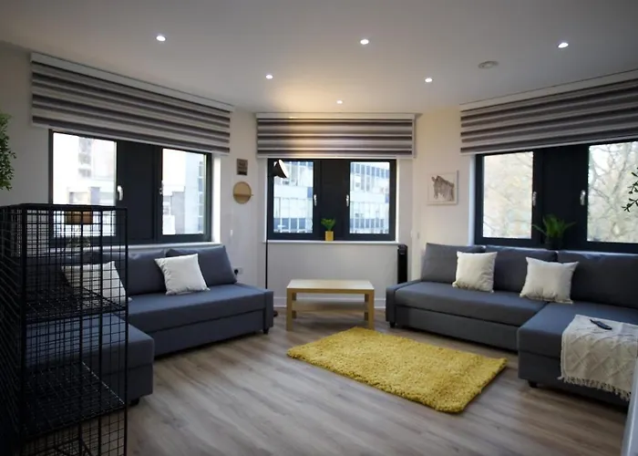 Apartment In Aldgate East 5