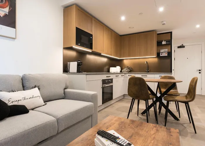 Luxury Flat Next Tower Bridge 1