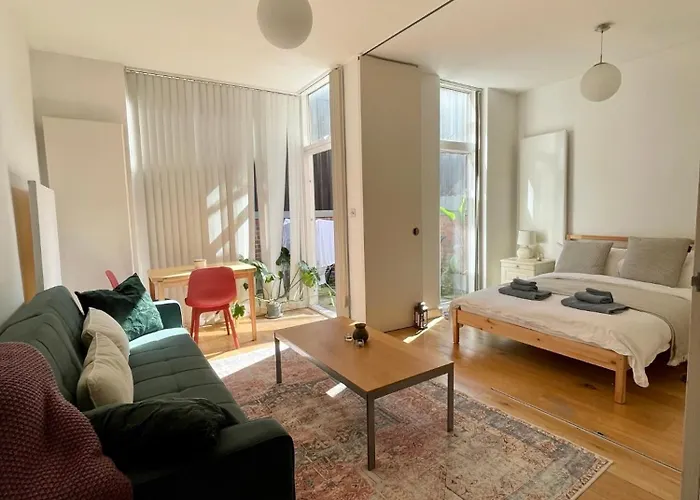 Spitalfields Market Garden Flat