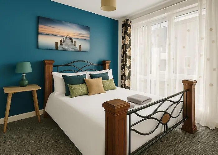 Spacious 4-Bed Home With Secured Parking Near Abba Arena, Stadium, Tube & In Bustling Zone 2