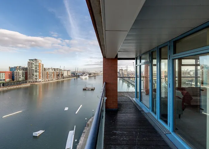 Docks Excel Apartments