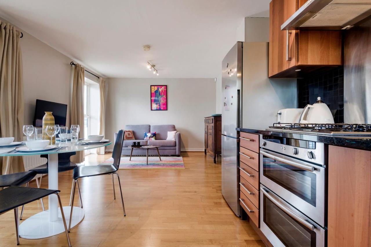 Panoramic Docklands With Waterfront Views * London
