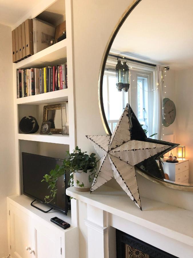 Cosy Retreat In Heart Of Se1 - 1 Bed Flat Apartment London