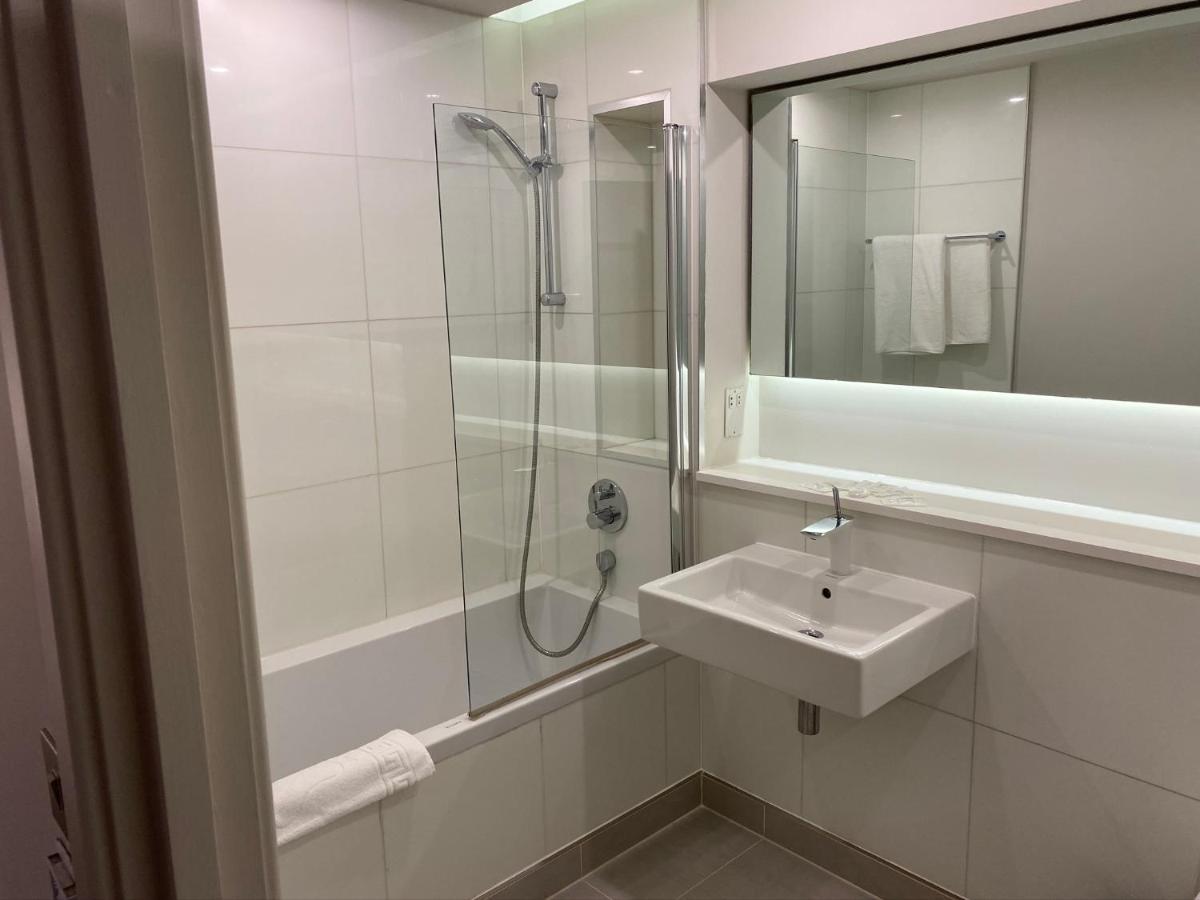 Axiom Park Appart hôtel 4*