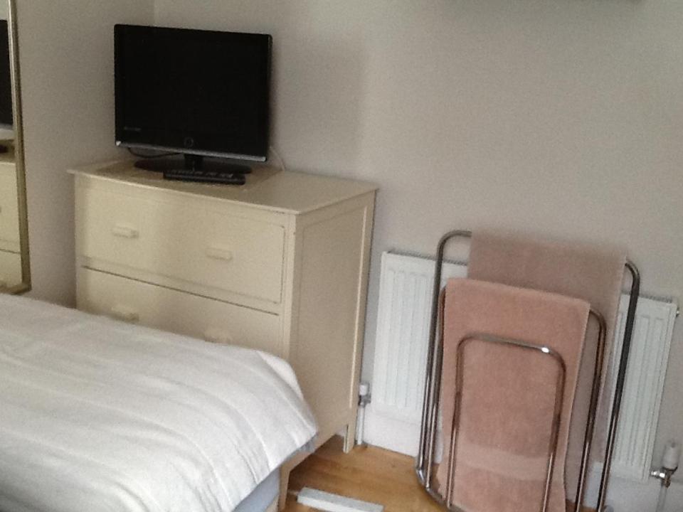 Helena Host Family 3* London