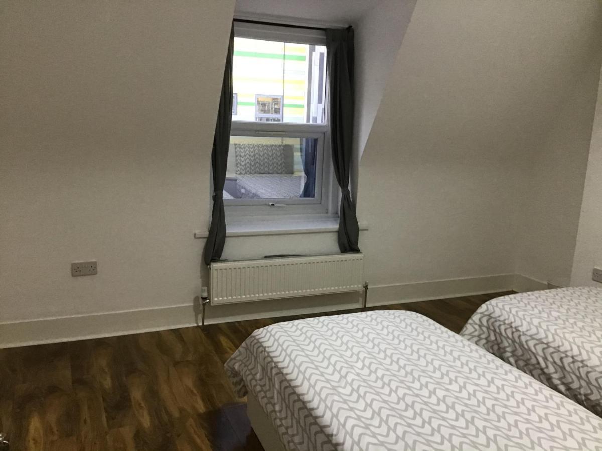 Residential Quarters, General Gordon Square Apartamento *