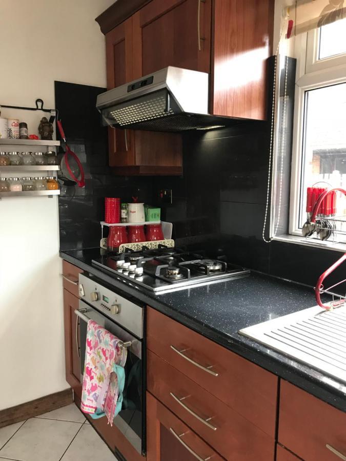 Spacious House 15min To Canary Wharf/o2/excel/central Holiday home London