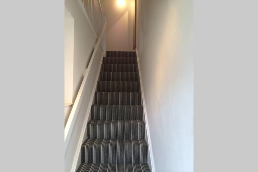 Beautiful Right Off Of Broadway Market * London
