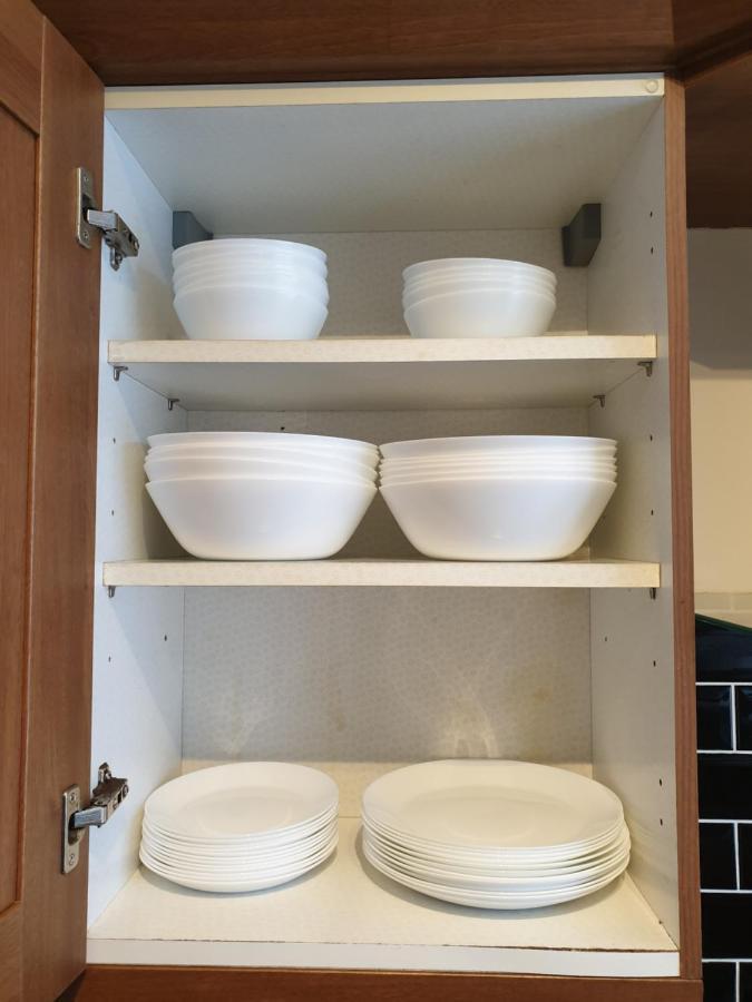 Luxury 3 Bedroom Flat 1min Walk From Underground, With Free Parking Sleeps X10 Apartamento
