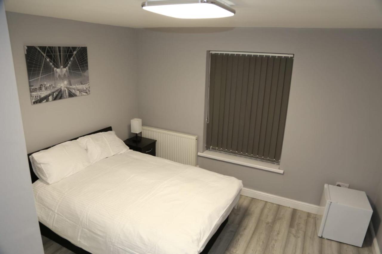 Budget 4-bed House In Woolwich *