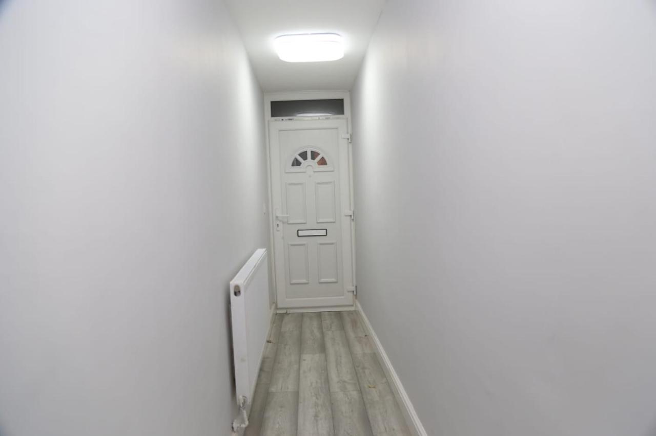 Budget 4-bed House In Woolwich Londres