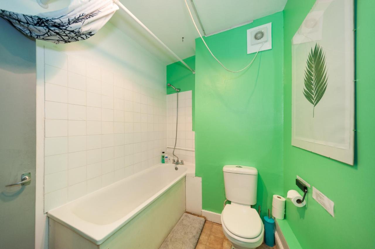 2 Bedroom Roof Terrace With Sauna Jakuzzi And Outdoor Cinema * Londres