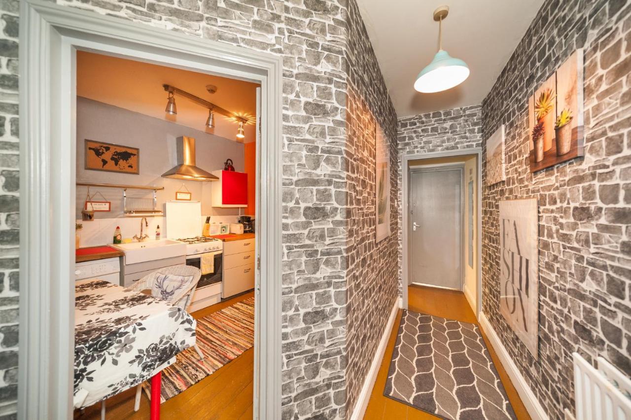 2 Bedroom Roof Terrace With Sauna Jakuzzi And Outdoor Cinema Appartement *