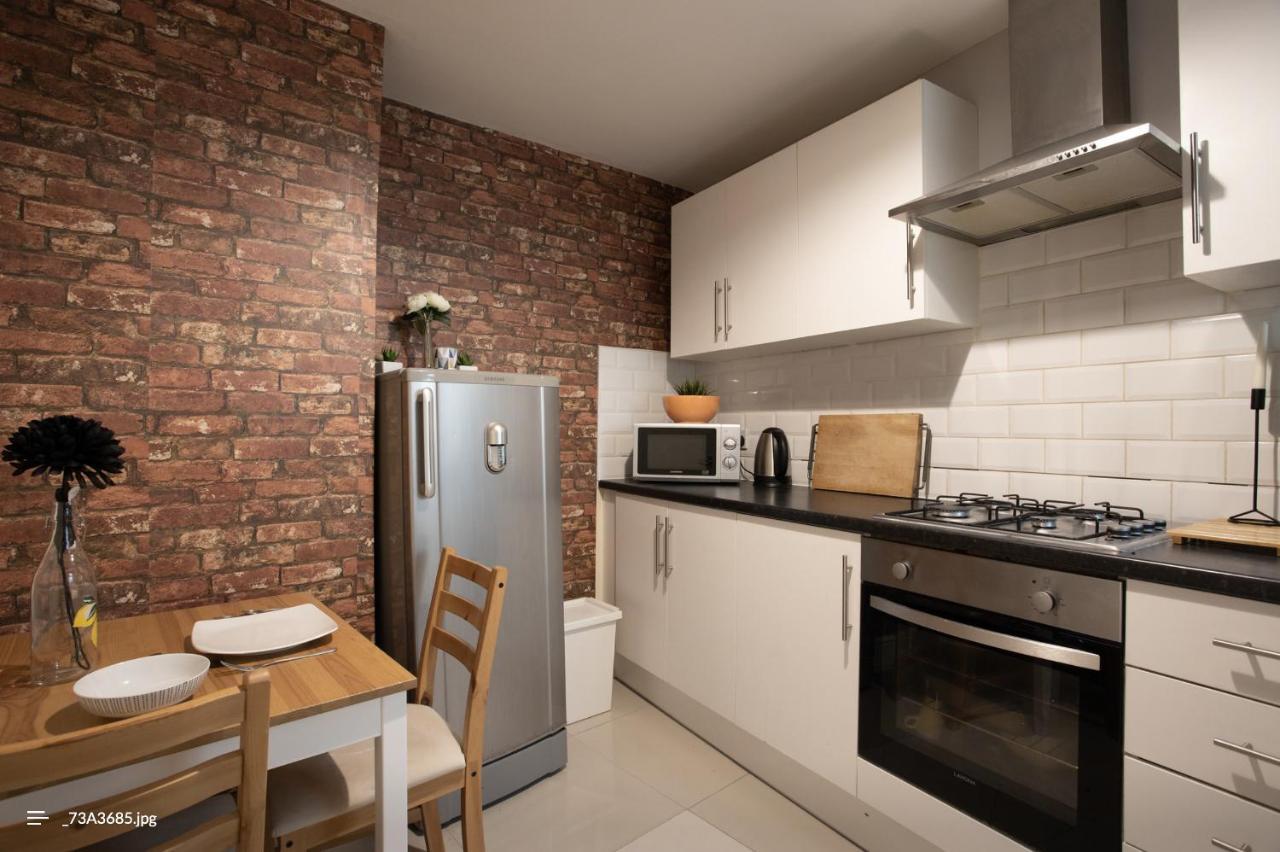 Appartement 2 Bedroom Roof Terrace With Sauna Jakuzzi And Outdoor Cinema